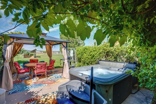 Cortez Casita w/ Hot Tub at Bella Vista Ranch