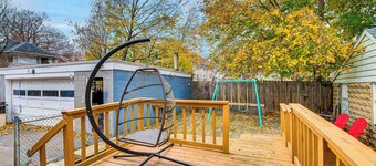 1 Mi to Dtwn: Colorful Binghamton Home