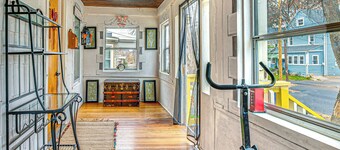 1 Mi to Dtwn: Colorful Binghamton Home