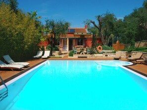 Alberca al aire libre 