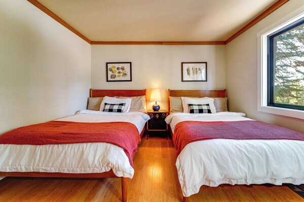 6 Mi To Ski Slopes! Family Tahoe Cabin W/ 3 Decks - Lac Tahoe