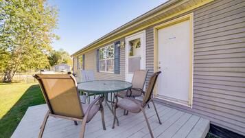 House (6 Bedrooms) | Interior