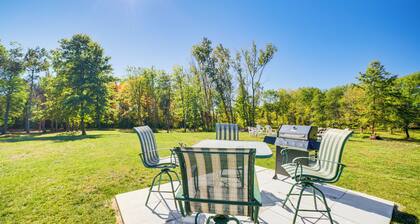 8-acre Bridgman Oasis: Pool, Hot Tub & Game Room