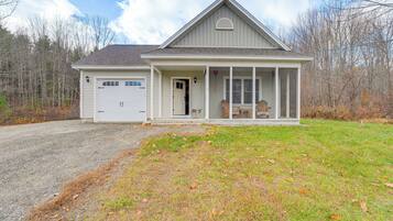 House (2 Bedrooms) | Front of property