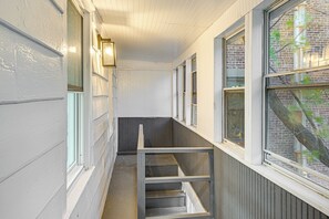 Apartment (2 Bedrooms) | Interior - NYC Area Apartment on Hudson River! (Hastings-On-Hudson)