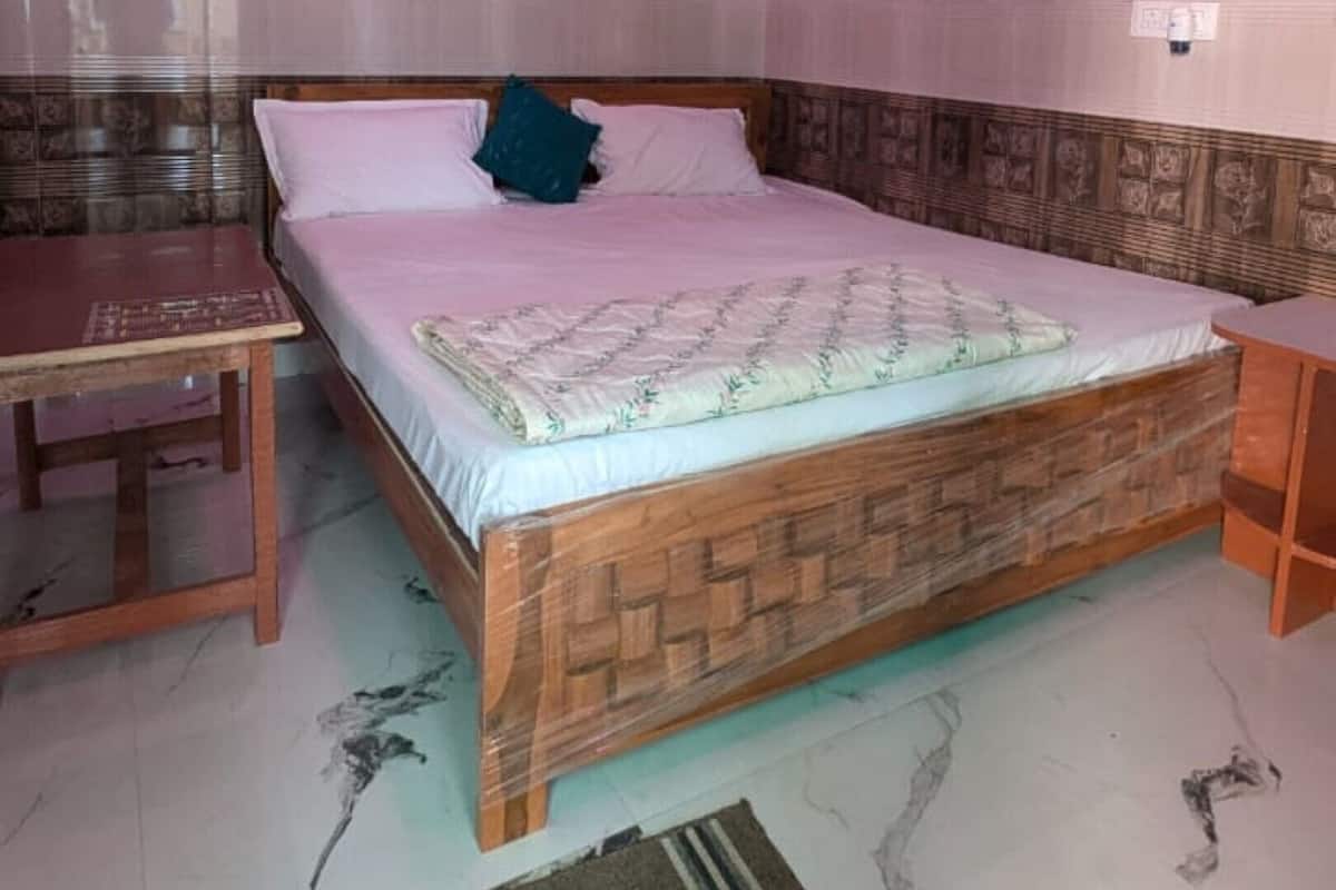 Habitación familiar, vista a la ciudad | Wifi gratis y ropa de cama