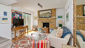 Apartment | 2 bedrooms, Internet