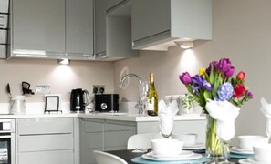 Apartment | 1 bedroom, Internet - Gorgeous AP Next to Pier Beach (Brighton)