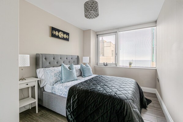 Apartment | 1 bedroom, Internet - Gorgeous AP Next to Pier Beach (Brighton)