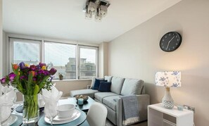 Apartment | 1 bedroom, Internet - Gorgeous AP Next to Pier Beach (Brighton)