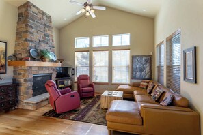 TV, fireplace, offices