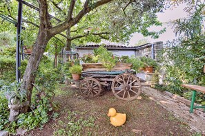 Apartment, 1 Bedroom, Smoking, Patio | Garden