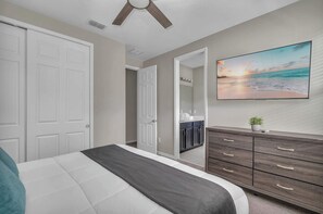 9 bedrooms, desk, iron/ironing board, WiFi