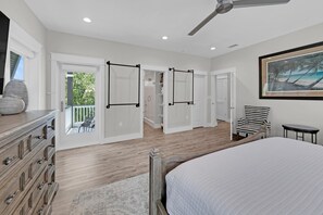 4 slaapkamers, een strijkplank/strijkijzer, gratis wifi, beddengoed