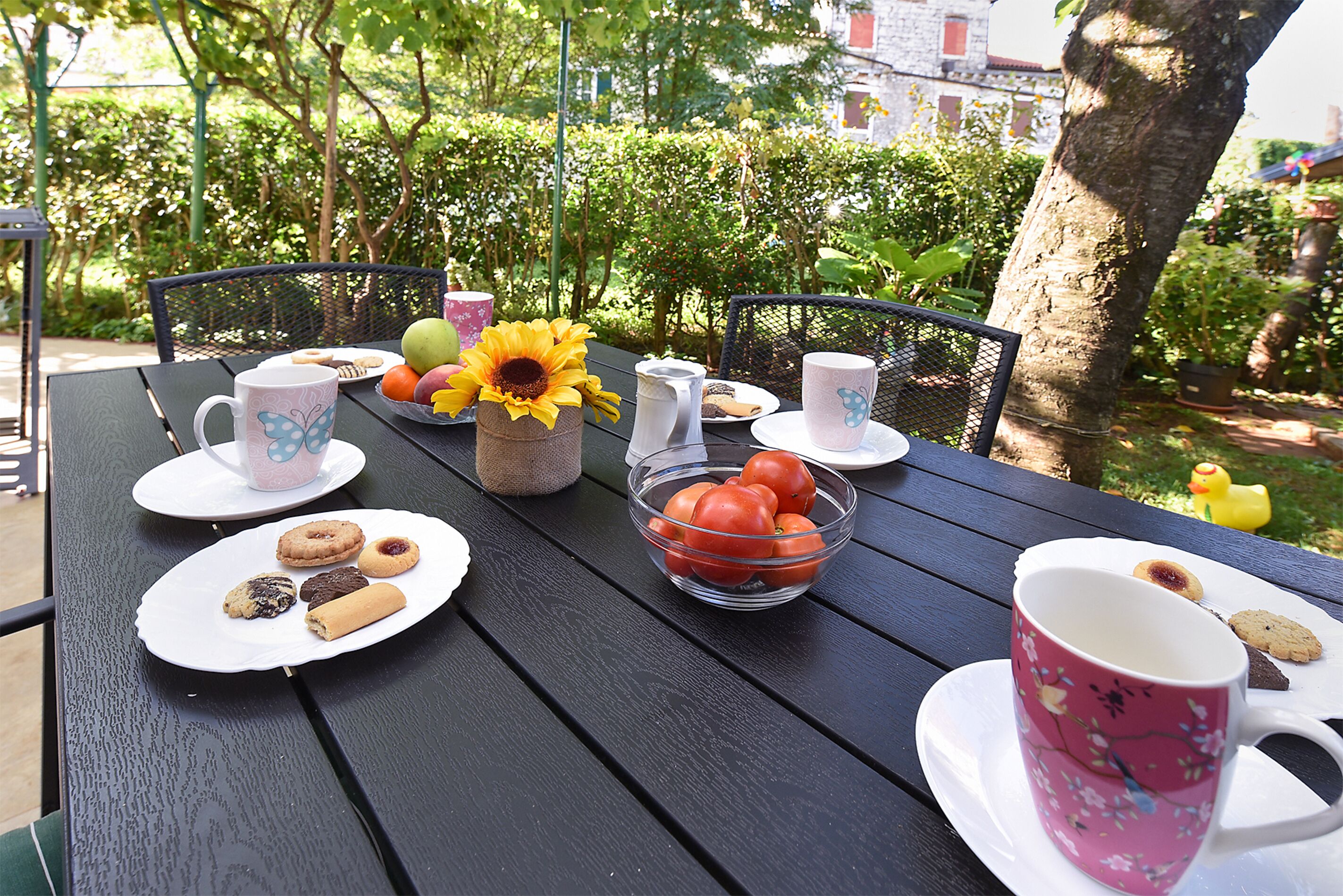 تناول الطعام بالخارج