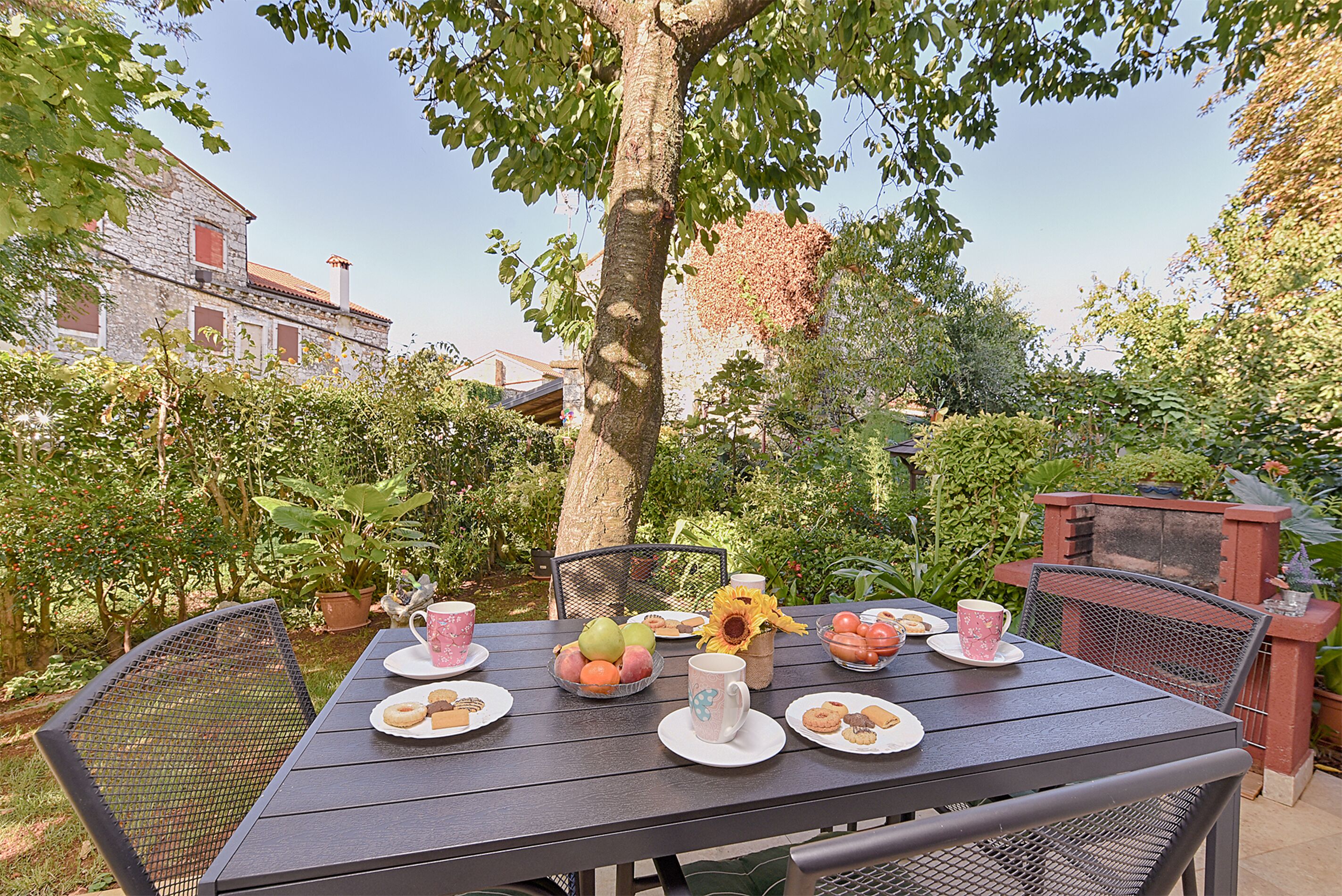 Apartment, 2 Schlafzimmer, Raucher, Terrasse | Speisen im Freien