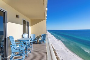 Property grounds - Celadon Beach 3BR 2BA Directly on Beach with Breathtaking View! (Panama City Beach)