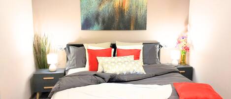 1 chambre, fer et planche à repasser, lit parapluie, Wi-Fi