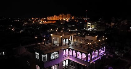 Udaipur View Guest House & Restaurant