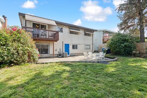 House, 2 Bedrooms | Exterior