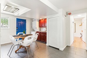 House, 2 Bedrooms | Dining