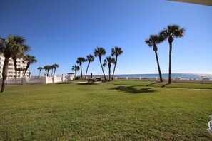 Appart'hôtel, 2 chambres | Enceinte de l’hébergement