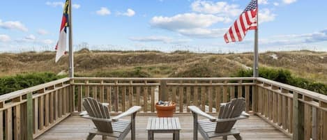 House, 5 Bedrooms | Property grounds