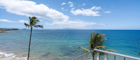 Condo, 2 Bedrooms | Property grounds
