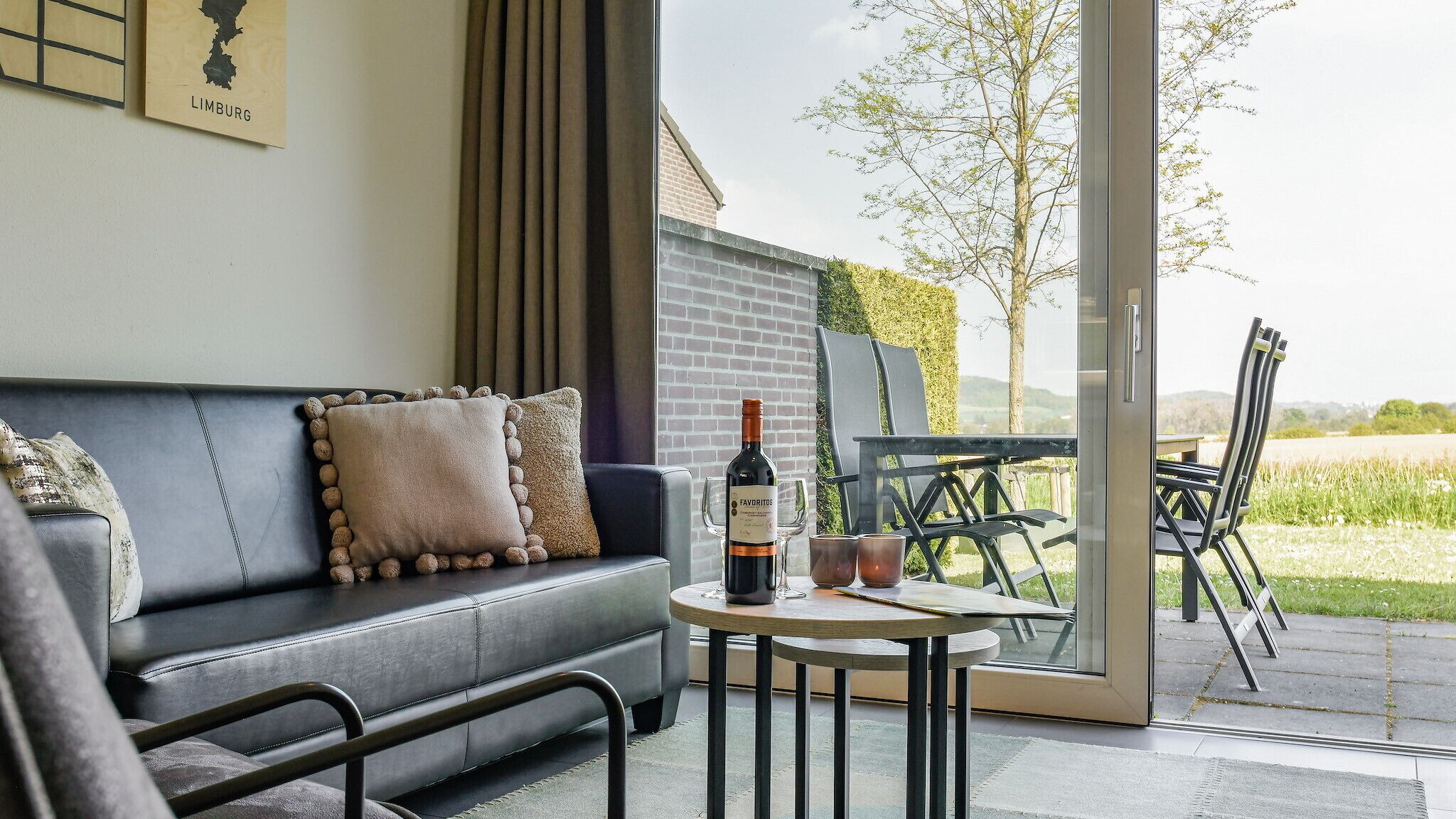 Bungalow (4CE-bungalow) | Salle de séjour | Télévision