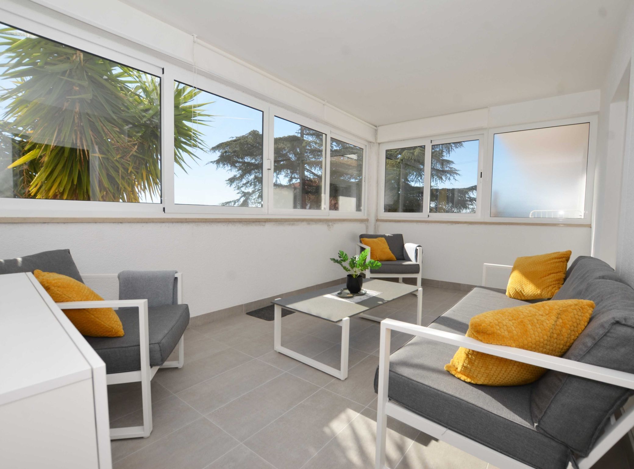 Apartment (Two Bedroom Apartment with Loggia) | Lounge