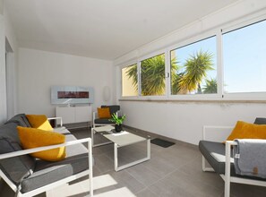 Apartment (Two Bedroom Apartment with Loggia) | Lounge - Tranquil and Bright Apartment With Loggia (Rovinj)