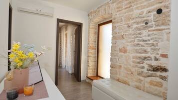 Hus (Forest Breeze Retreat in Zminj) | Eget kjøkken | Kjøleskap