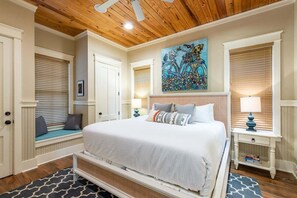 3 slaapkamers, een strijkplank/strijkijzer, gratis wifi, beddengoed