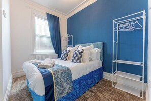 2 bedrooms, iron/ironing board, travel cot, free WiFi