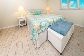 2 habitaciones, escritorio, tabla de planchar con plancha y wifi gratis