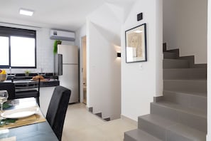 Villa | Dining room - Casa com 2 suítes AC Higienópolis (São Paulo)