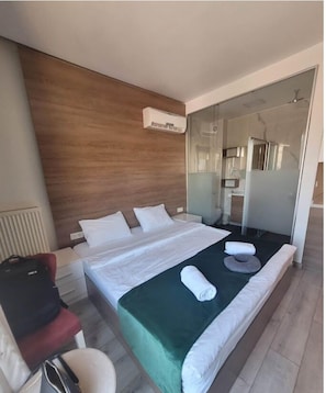 隔音、免费 WiFi