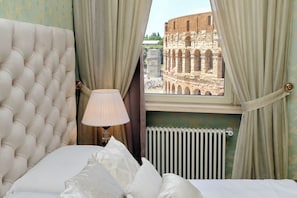 2 bedrooms, desk, iron/ironing board, travel cot - RICCI MARCHETTI HOUSE (Roma)