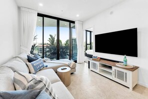 Smart-TV, Stereoanlage