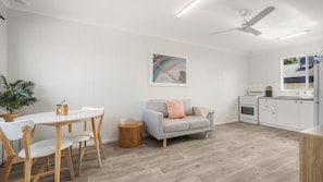 Dining - Beach Shack 6 your ideal retreat just moments from the beach! (Crescent Head)