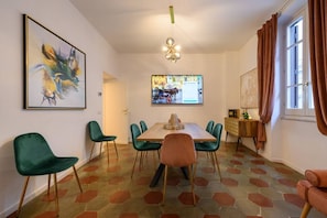 Dining - Curato Collection Art Deco Apartment (Roma)