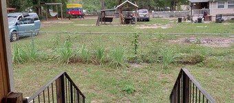 Charming barn with 1 bedroom and AC, WiFi in welcoming Tallahassee