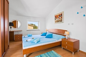 1 bedroom, iron/ironing board, free WiFi, bed sheets - Rooftop Paradise with Sea View - Katja (Medulin)