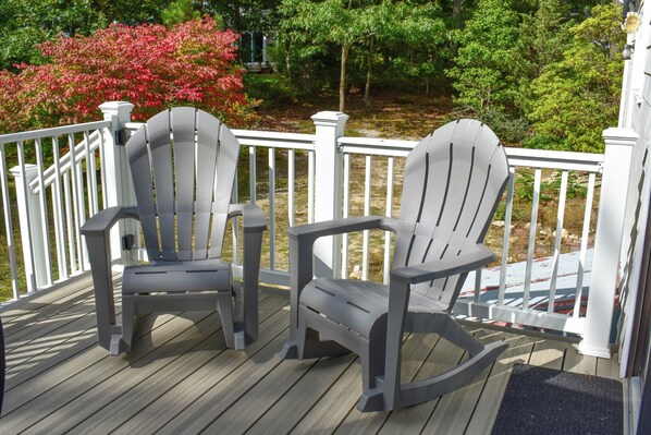 Property grounds - 3 bedroom home, quick drive to Northside Beaches (Dennis)