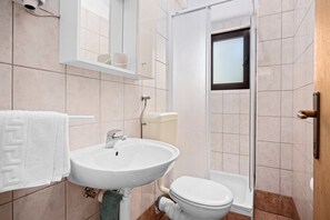 Shower, hair dryer, towels - Anamar - Cozy Double Room near the Beach (Supetarska Draga)