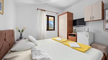 1 bedroom, free WiFi, bed sheets