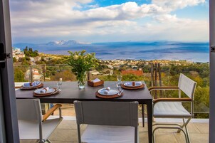 Villa Deluxe, 3 habitaciones, vistas al mar | Terraza o patio