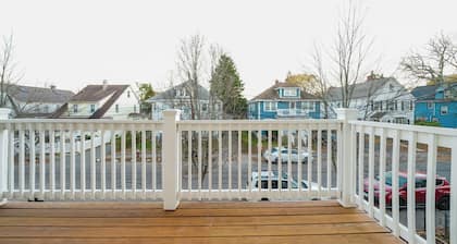 14-2 5BR - Milton Spacious Home near Blue Hills