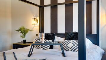 1 bedroom, travel crib, free WiFi, bed sheets