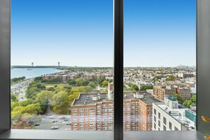 Interior - Posh Studio with Luxe Amenities in Prime Location! (Brooklyn)